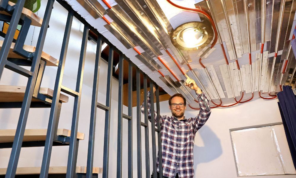 Sanierung Decke mit Heizrohren